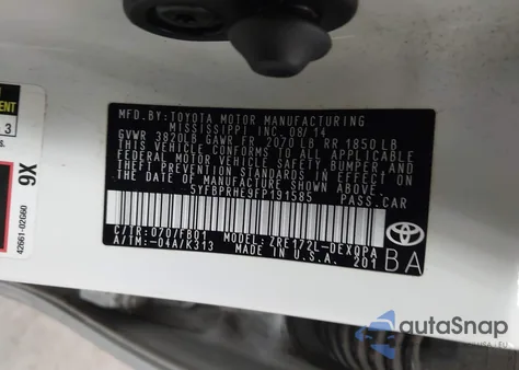 2015 Toyota Corolla Le Eco z USA, uszkodzony, nr VIN 5YFBPRHE9FP191585